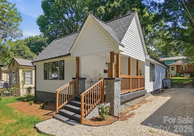 Photo 1 of Single family home for sale at 2204 Rozzelles Fry Rd, Charlotte, NC 28208 | MLS# 4421942 | Listing updated on 2026-09-06