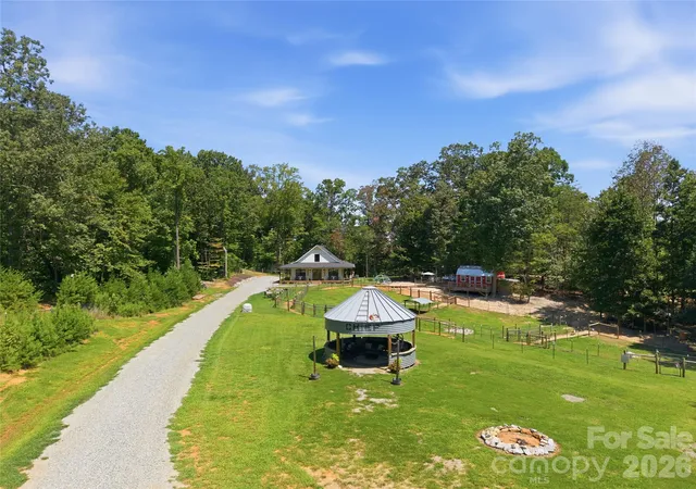 Photo 4 of Single family home for sale at 5663 Mundy Rd, Denver, NC 28037 | MLS# 4421995 | Listing updated on 2026-10-07