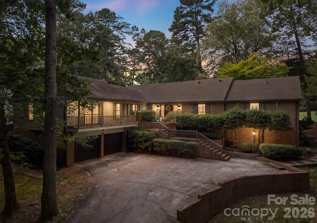 Photo 1 of Single family home for sale at 10 Bald Eagle Rd, Clover, SC 29710 | MLS# 4421997 | Listing updated on 2026-10-09