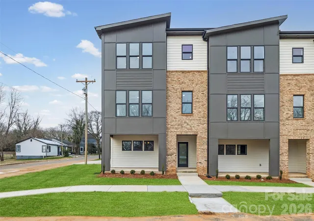 Photo 1 of Townhouse for sale at 401 N Lee St #B, Mount Holly, NC 28120 | MLS# 4421999 | Listing updated on 2026-10-01