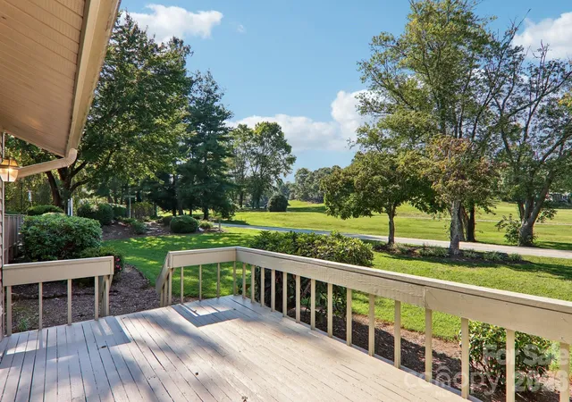 Photo 1 of Townhouse for sale at 18 Foxmoor Ct, Etowah, NC 28729 | MLS# 4422000 | Listing updated on 2026-10-03