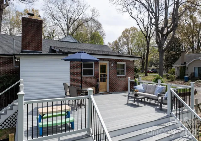 Photo 48 of Single family home for sale at 95 18th Avenue Nw, Hickory, NC 28601 | MLS# 4422002 | Listing updated on 2026-09-13