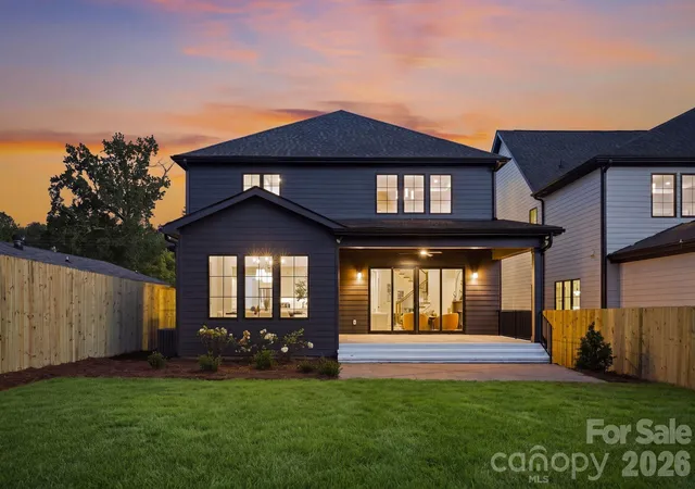 Photo 1 of Single family home for sale at 1117 Lomax Ave, Charlotte, NC 28211 | MLS# 4422007 | Listing updated on 2026-09-30