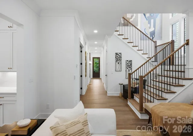 Photo 2 of Single family home for sale at 1117 Lomax Ave, Charlotte, NC 28211 | MLS# 4422007 | Listing updated on 2026-09-30