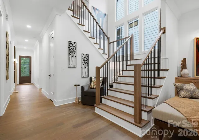 Photo 3 of Single family home for sale at 1117 Lomax Ave, Charlotte, NC 28211 | MLS# 4422007 | Listing updated on 2026-09-30