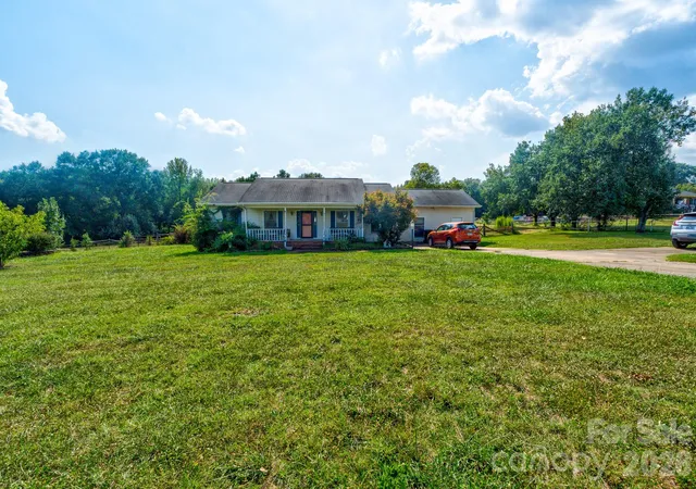 Photo 1 of Single family home for sale at 354 Jack Francis Rd, Shelby, NC 28152 | MLS# 4422037 | Listing updated on 2026-09-06