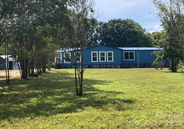 Photo 1 of Single family home for sale at 645 Ranchwood Dr, Salisbury, NC 28146 | MLS# 4422043 | Listing updated on 2026-09-18