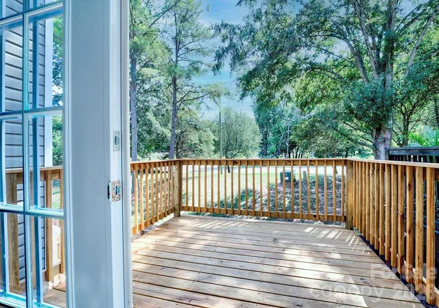 Photo 16 of Condo for sale at 9604 Vinca Cir, Charlotte, NC 28213 | MLS# 4422057 | Listing updated on 2026-09-06