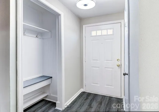 Listing Photo 3 - Condo for sale in building located at 9604 Vinca Cir, Charlotte, NC 28213 - Unit #D