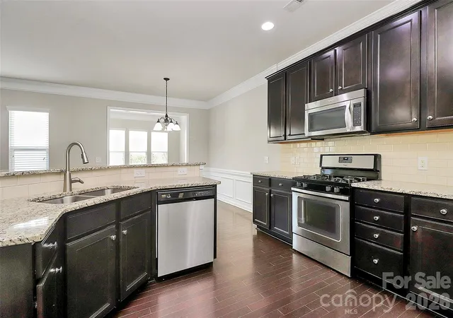 Photo 2 of Townhouse for sale at 1929 Royal Gorge Ave, Charlotte, NC 28210 | MLS# 4422066 | Listing updated on 2026-09-06