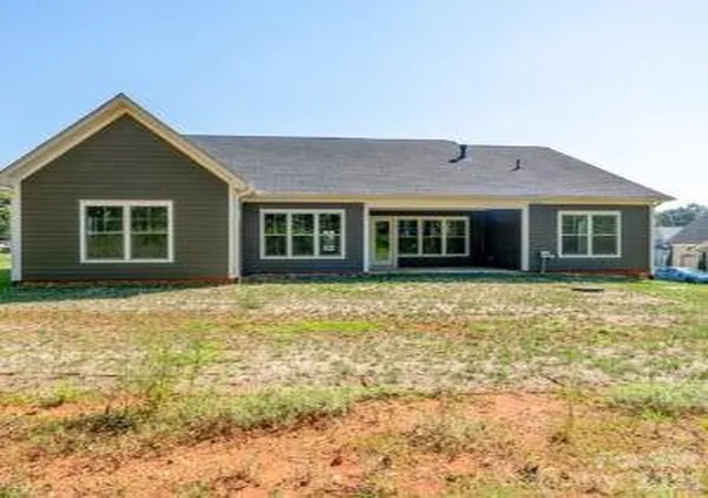 Photo 2 of Single family home for sale at 3216 Timber Run Ln, Maiden, NC 28650 | MLS# 4422074 | Listing updated on 2026-09-06
