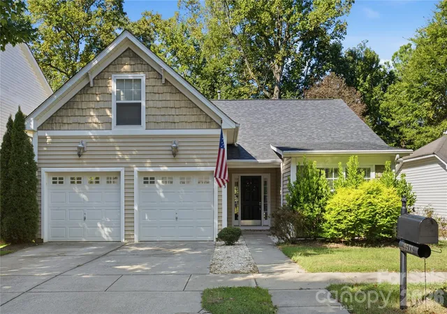 Photo 1 of Sale Pending at 9533 Brighthaven Ln, Charlotte, NC 28214 | MLS# 4422080 | Listing updated on 2026-09-20