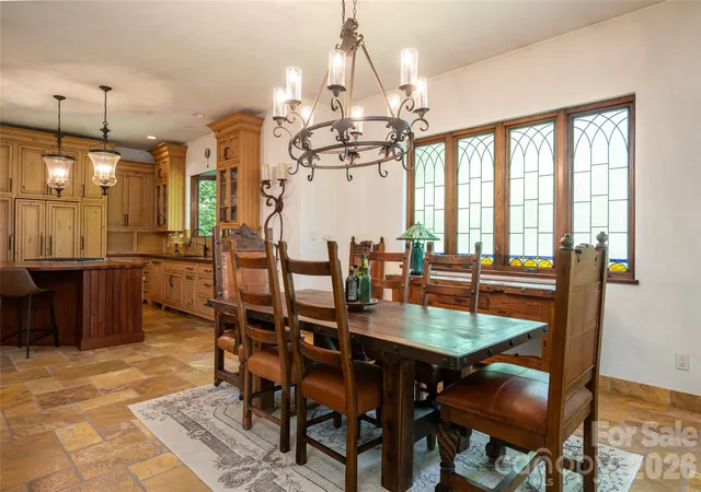 Photo 3 of Single family home for sale at 18 Woodlink Rd, Asheville, NC 28801 | MLS# 4422084 | Listing updated on 2026-10-01