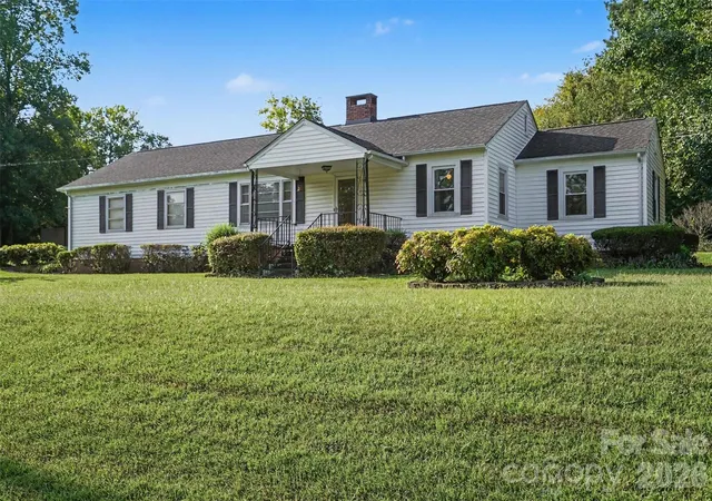 Photo 2 of Single family home for sale at 968 Hampton Grace Ave, Lancaster, SC 29720 | MLS# 4422120 | Listing updated on 2026-10-15