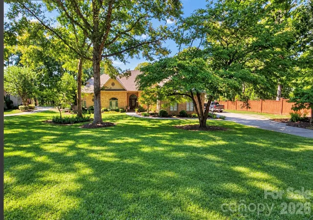 Single family home for sale at 4124 Old Crse Dr, Charlotte, NC 28277 | MLS# 4422124