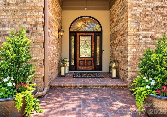 Photo 2 of Single family home for sale at 4124 Old Crse Dr, Charlotte, NC 28277 | MLS# 4422124 | Listing updated on 2026-10-01