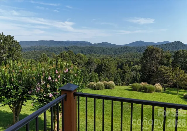 Photo 3 of Single family home for sale at 93 Orchard Hl, Saluda, NC 28773 | MLS# 4422126 | Listing updated on 2026-10-03
