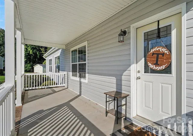 Photo 2 of Single family home for sale at 5914 Ruffner Ct, Wingate, NC 28174 | MLS# 4422143 | Listing updated on 2026-10-05