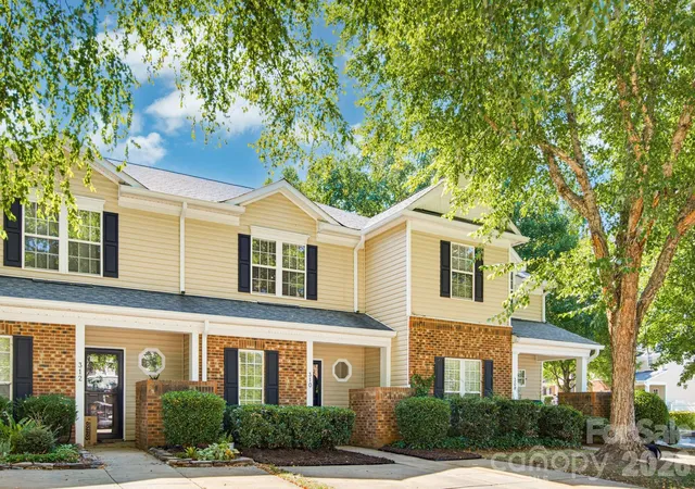 Photo 2 of Townhouse for sale at 310 Ross Moore Ave, Charlotte, NC 28205 | MLS# 4422149 | Listing updated on 2026-09-17