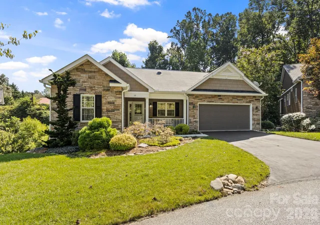 Photo 1 of Sale Pending at 59 Old Pasture Way, Hendersonville, NC 28739 | MLS# 4422161 | Listing updated on 2026-09-27