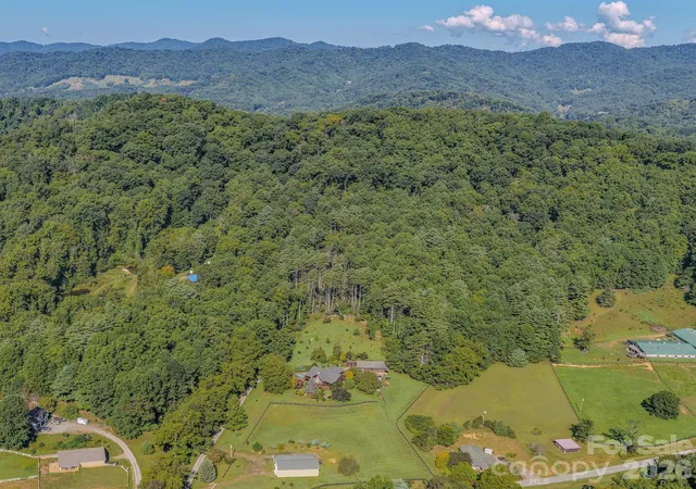 Photo 3 of Sale Pending at 99999 Crooked Crk Rd, Mars Hill, NC 28754 | MLS# 4422181 | Listing updated on 2026-09-22