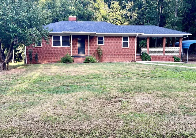 Photo 2 of Single family home for sale at 25694 Dunlap Rd, Albemarle, NC 28001 | MLS# 4422184 | Listing updated on 2026-09-19