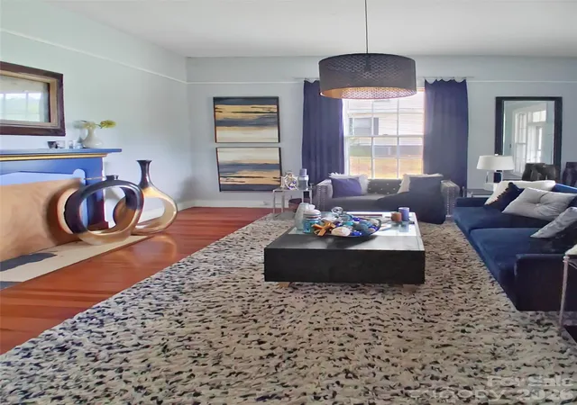 Photo 4 of Single family home for sale at 414 Lee Ave, Wadesboro, NC 28170 | MLS# 4422221 | Listing updated on 2026-10-07