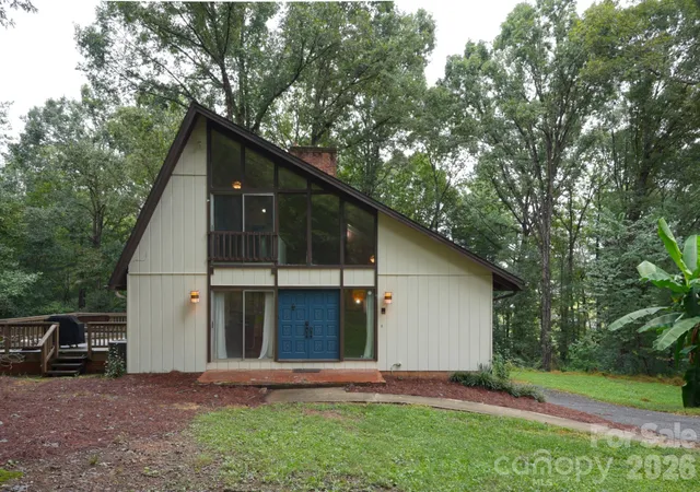 Photo 1 of Single family home for sale at 7 Brookwood Ln, Taylorsville, NC 28681 | MLS# 4422227 | Listing updated on 2026-10-02