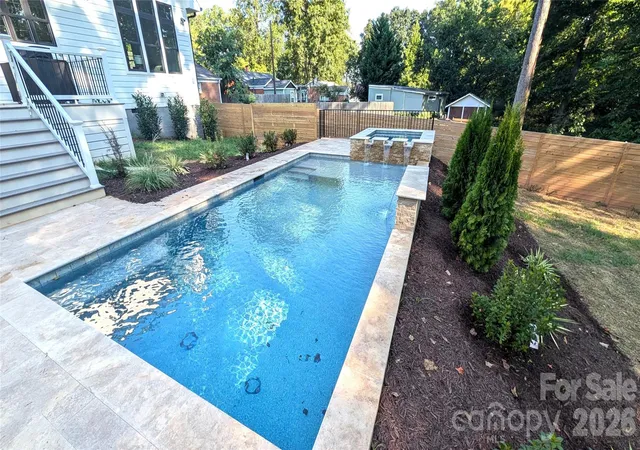 Photo 2 of Single family home for sale at 1718 Seifert Cir, Charlotte, NC 28205 | MLS# 4422244 | Listing updated on 2026-09-09