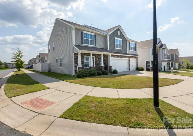 Photo 2 of Single family home for sale at 1353 Melon Colony Ave Sw, Concord, NC 28027 | MLS# 4422273 | Listing updated on 2026-09-18