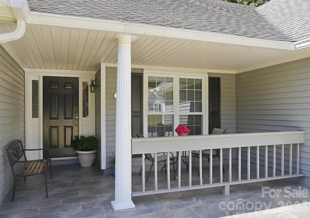 Photo 2 of Single family home for sale at 9209 Plashet Ln, Mint Hill, NC 28227 | MLS# 4422275 | Listing updated on 2026-09-12