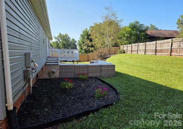 Photo 4 of Single family home for sale at 10 Miss Julia Way, Granite Falls, NC 28630 | MLS# 4422283 | Listing updated on 2026-10-01
