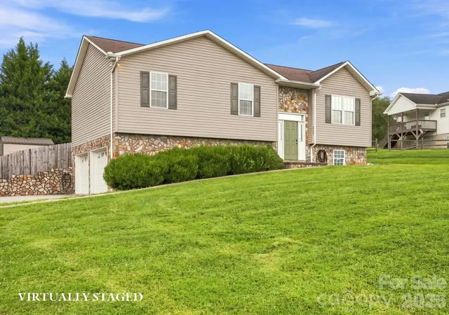Photo 3 of Single family home for sale at 1970 Husbands Crk Rd, Lenoir, NC 28645 | MLS# 4422289 | Listing updated on 2026-09-20