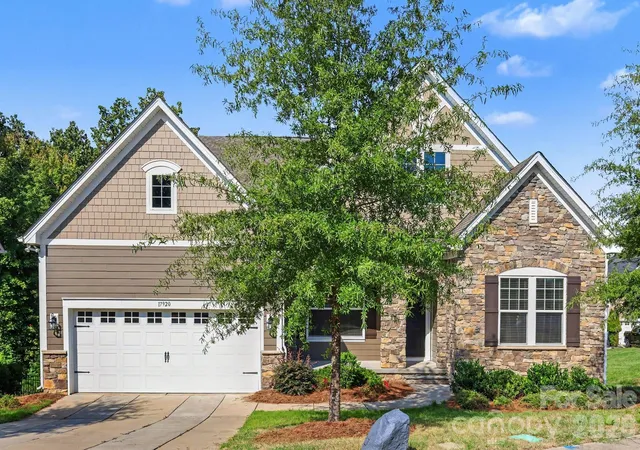 Photo 1 of Single family home for sale at 17920 Culross Ln, Charlotte, NC 28278 | MLS# 4422290 | Listing updated on 2026-09-23