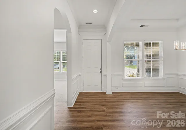 Photo 3 of Single family home for sale at 17920 Culross Ln, Charlotte, NC 28278 | MLS# 4422290 | Listing updated on 2026-09-23