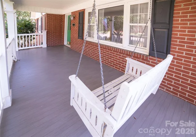 Photo 2 of Single family home for sale at 115 N Chestnut St, Morganton, NC 28655 | MLS# 4422295 | Listing updated on 2026-09-08