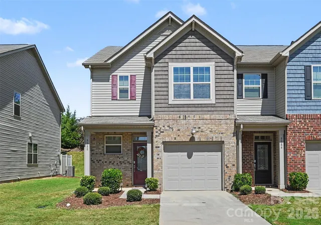 Photo 2 of Townhouse for sale at 5388 Orchid Bloom Dr, Fort Mill, SC 29707 | MLS# 4422296 | Listing updated on 2026-09-21