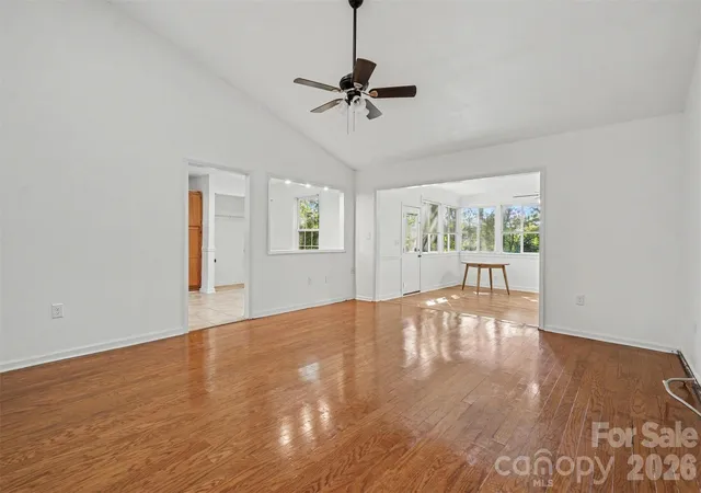 Listing Photo 3 - Condo for sale in building located at 1542 Hunt Clb Ct, Rock Hill, SC 29732