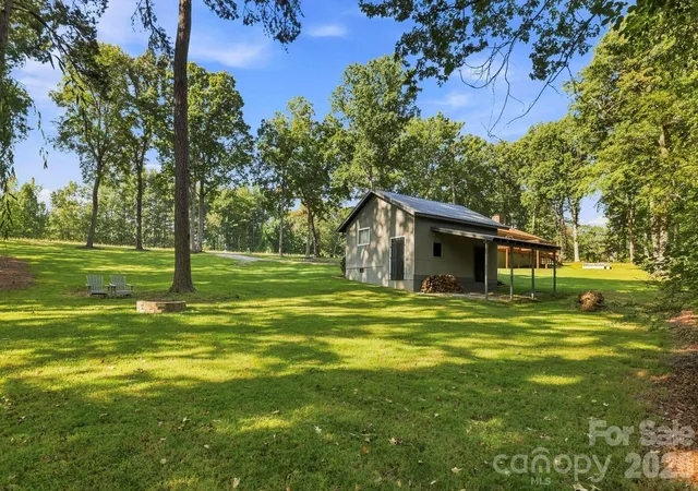Photo 3 of Single family home for sale at 168 S Country Ln, Mills River, NC 28759 | MLS# 4422309 | Listing updated on 2026-09-25