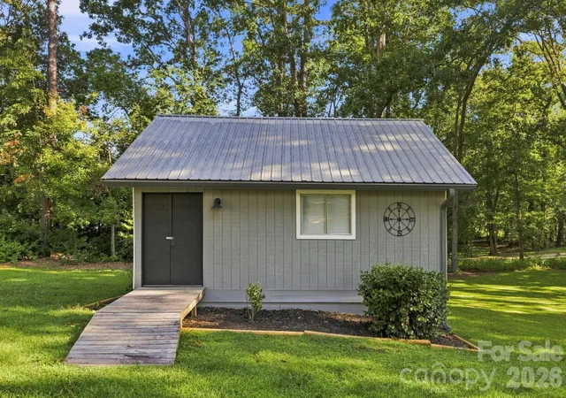 Photo 3 of Single family home for sale at 168 S Country Ln, Mills River, NC 28759 | MLS# 4422309 | Listing updated on 2026-09-25