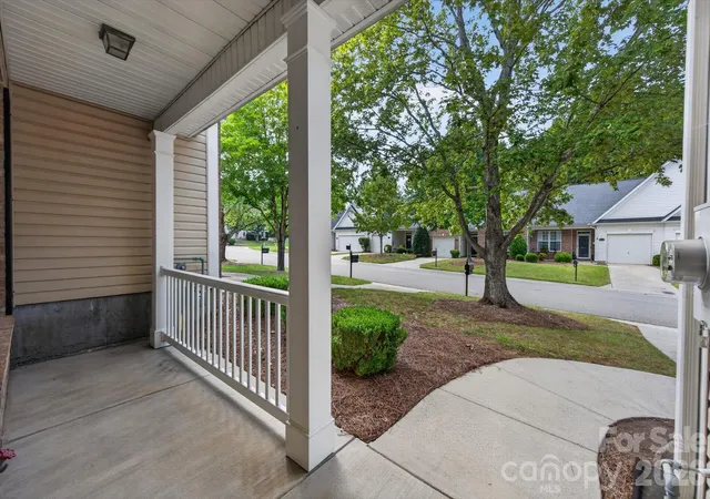 Photo 3 of Townhouse for sale at 4641 Willow Glen Rd, Harrisburg, NC 28075 | MLS# 4422313 | Listing updated on 2026-10-01