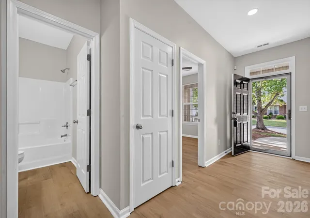 Photo 4 of Townhouse for sale at 4641 Willow Glen Rd, Harrisburg, NC 28075 | MLS# 4422313 | Listing updated on 2026-10-01