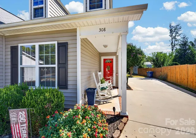 Photo 3 of Single family home for sale at 308 Llewellyn St, Belmont, NC 28012 | MLS# 4422329 | Listing updated on 2026-09-14