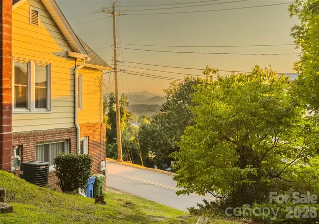 Photo 2 of Land for sale at 474 College St, Asheville, NC 28801 | MLS# 4422330 | Listing updated on 2026-09-10