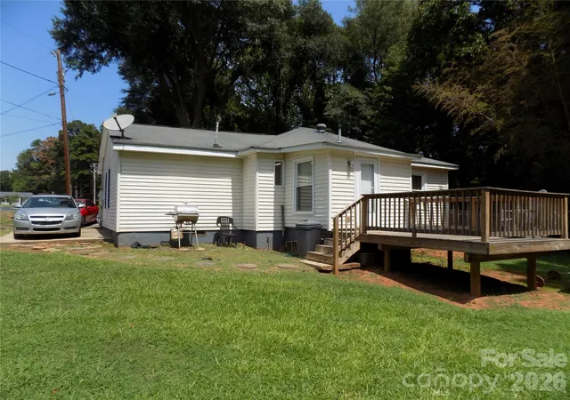 Photo 2 of Single family home for sale at 201 Horsley Ave, Belmont, NC 28012 | MLS# 4422333 | Listing updated on 2026-10-07