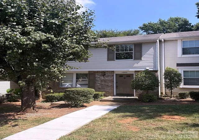 Townhouse for sale at 1365 Maple Shade Ln, Charlotte, NC 28270 | MLS# 4422359