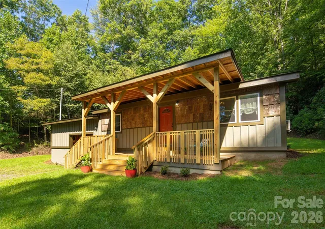 Photo 1 of Single family home for sale at 190 Hummingbird Ln, Fleetwood, NC 28626 | MLS# 4422390 | Listing updated on 2026-10-06