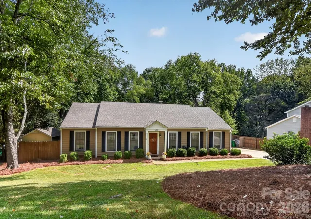Photo 1 of Single family home for sale at 622 Silversmith Ln, Charlotte, NC 28270 | MLS# 4422392 | Listing updated on 2026-10-01