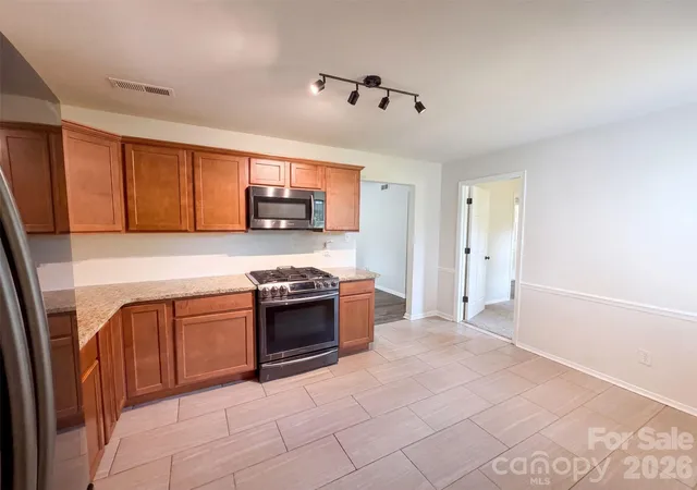 Photo 2 of Single family home for sale at 728 Milan Rd E, Charlotte, NC 28216 | MLS# 4422393 | Listing updated on 2026-09-22