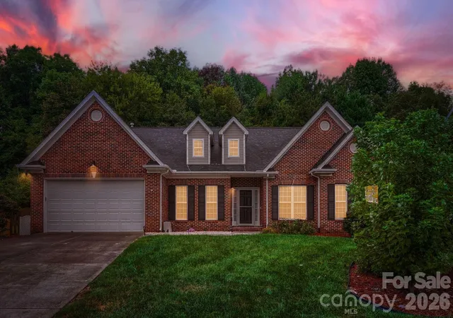 Photo 1 of Single family home for sale at 12015 Hampton Pl Dr, Charlotte, NC 28269 | MLS# 4422407 | Listing updated on 2026-09-24